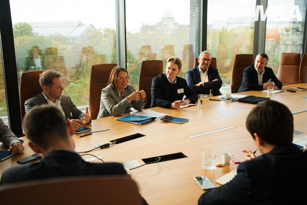 M&A – Preview-010